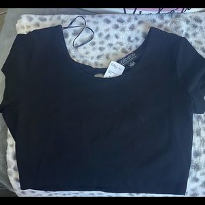 •SOLD• F 21 Black Crop Top